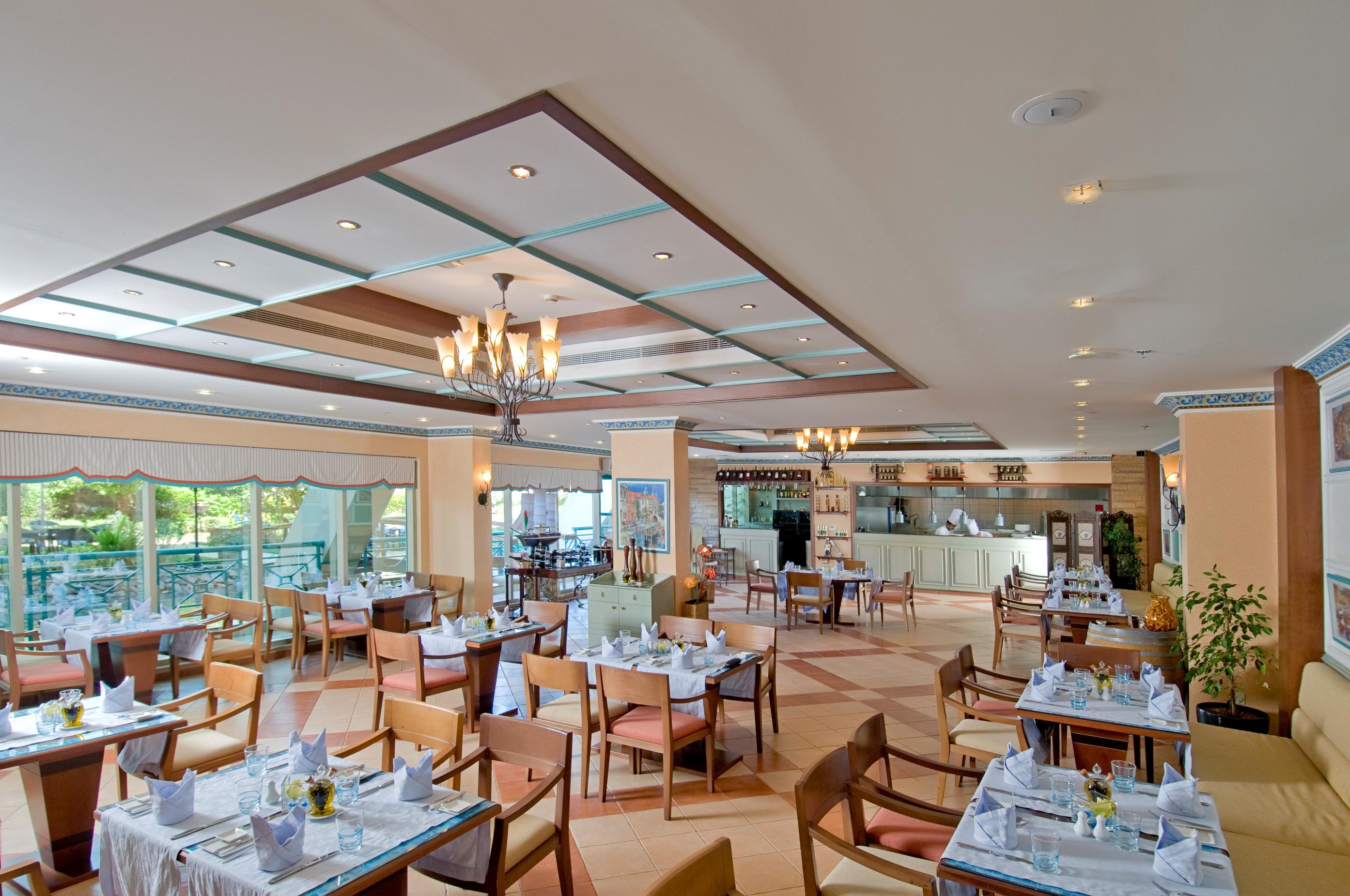 Al Raha Beach Hotel Abu Dabi Restaurante foto